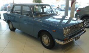 Toyota Corona RT-40