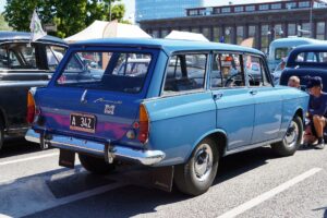Hansaretro 2020 autovabaduse puiestee