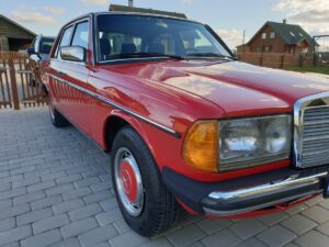 Mercedes-Benz 200 W123